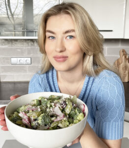 Traškios brokolių salotos